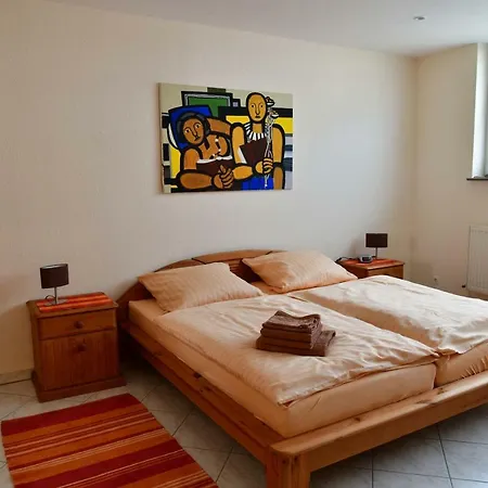 Annis Wohnschloesschen Apartament *