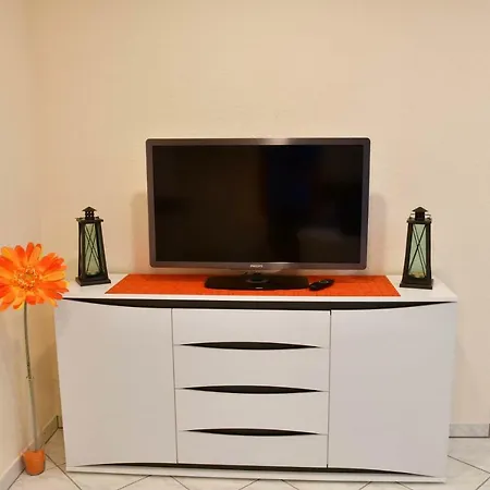 Annis Wohnschloesschen Apartament *